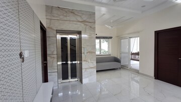 Room in 4 BHK Villa at Magna Majestic Meadows, Osman Nagar – for Rent