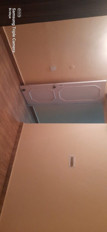 Room in 3 BHK Independent House at Sector 17 – for Rent