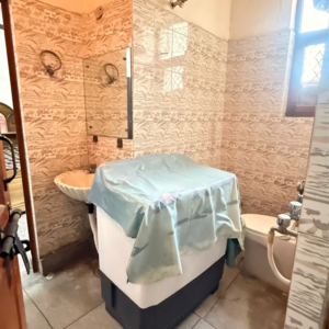 Team Area in 3 BHK Builder Floor at Chattarpur – for Rent