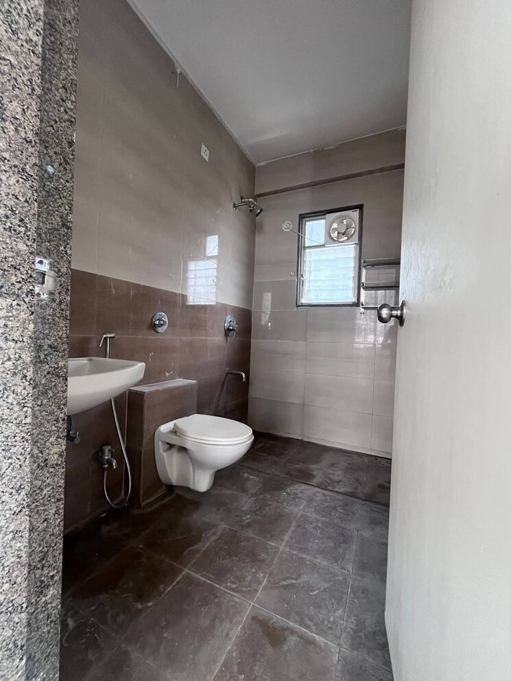 Bathroom, guardian-eastern-meadows 2 Bedroom 990 Sq.Ft. Apartment In Wagholi Pune 9500722