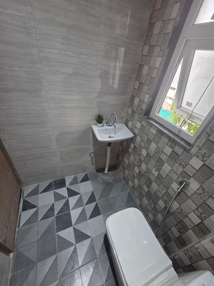 Bathroom, ansal-sushant-apartments 1 RK 350 Sq.Ft. Apartment In Sushant Lok I Gurgaon 9500742