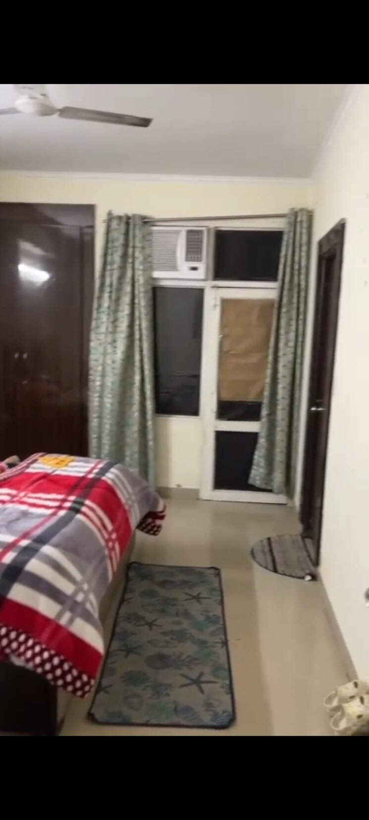 Bathroom, omkar-royal-nest 3 Bedroom 1555 Sq.Ft. Apartment In Tech Zone 4 Greater Noida Greater Noida 9500756