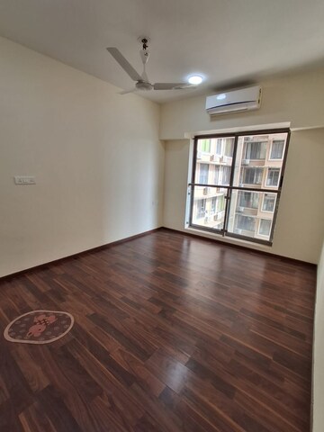 Room in 3 BHK Apartment at Spenta Alta Vista, Chembur – for Sale