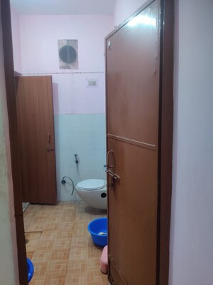 Bathroom in 1 BHK Independent House at Sector 16 – for Rent