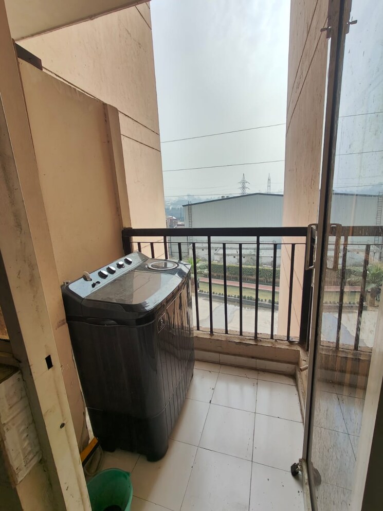 Balcony, land-craft-golf-links-apartment-phase-2 3 Bedroom 1450 Sq.Ft. Apartment In Pandav Nagar Ghaziabad 9500806