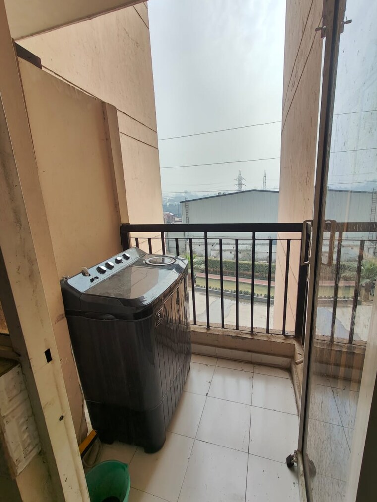 Balcony, land-craft-golf-links-apartment-phase-2 3 Bedroom 1450 Sq.Ft. Apartment In Pandav Nagar Ghaziabad 9500806