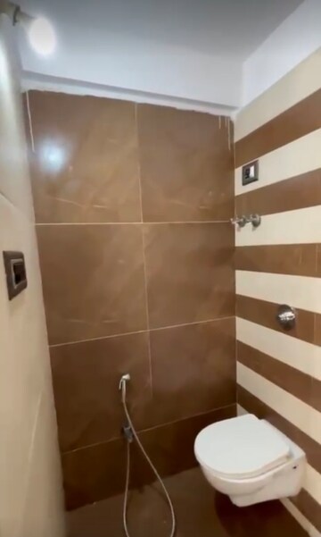 Attached Bathroom in 1 BHK Apartment at Khanda Colony – for Rent