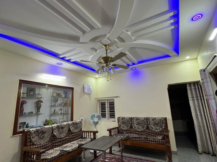 Living Room, pillanna garden 6+ Bedroom 4800 Sq.Ft. Independent House In Pillanna Garden Bangalore 9500820