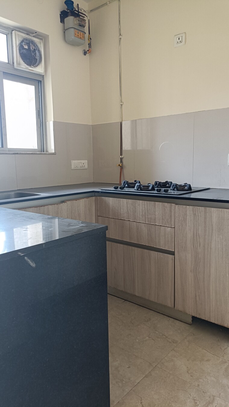 Kitchen, hiranandani-the-walk 1 Bedroom 630 Sq.Ft. Apartment In Ghodbunder Road Thane 9500849