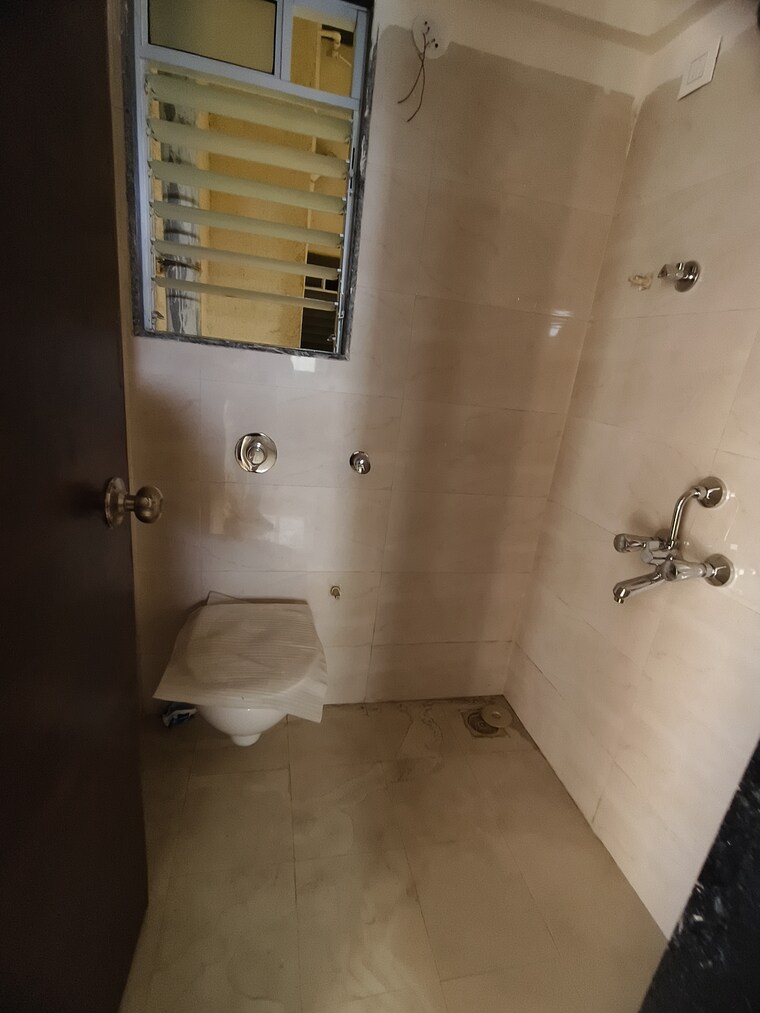 Bathroom, dgs-sheetal-tapovan 1 Bedroom 575 Sq.Ft. Apartment In Malad East Mumbai 9500921