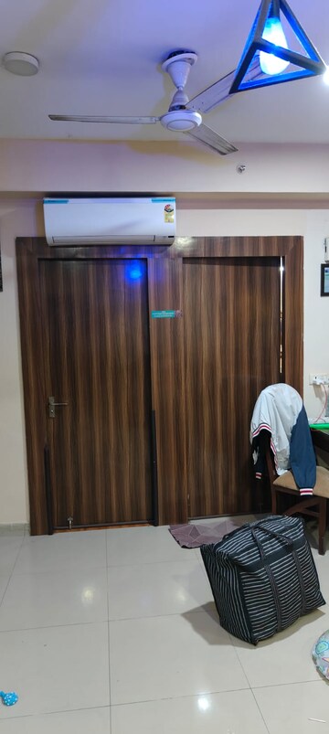 Bedroom in 2 BHK Apartment at Gaur City 2 - 10th Avenue, Sector 16c Greater Noida – for Rent