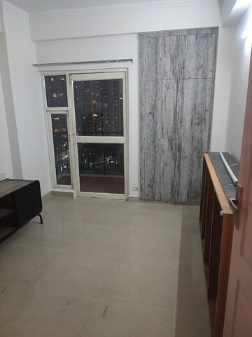 Room in 2 BHK Apartment at Aims Golf City, Sector 75 – for Rent