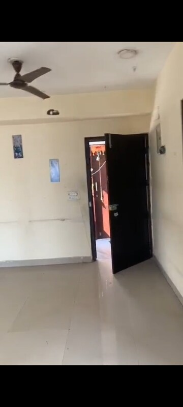 Furnished Amenities in 3 BHK Apartment at Galaxy North Avenue ll, Gaur City 2 – for Rent