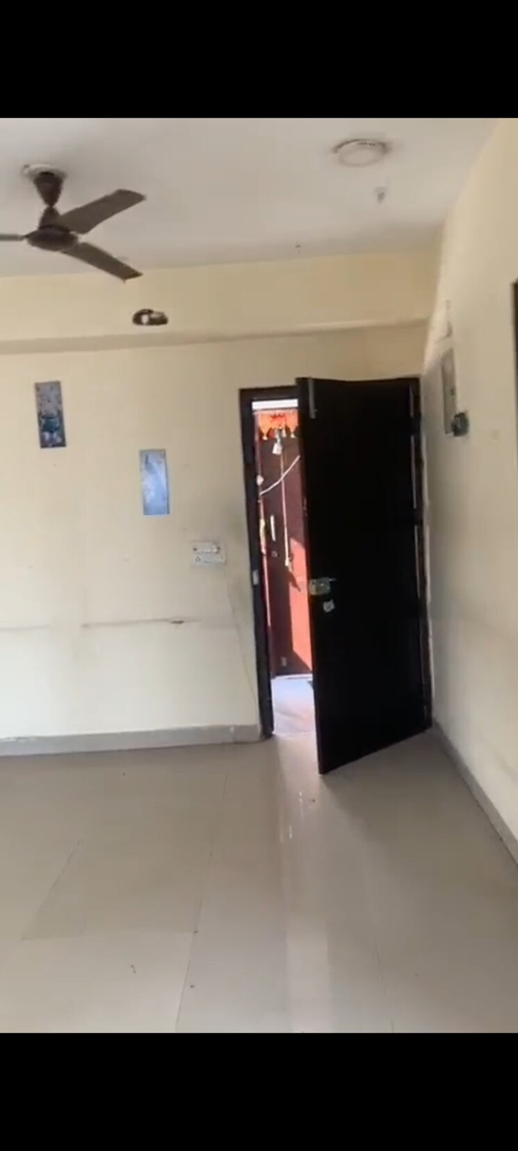 undefined, galaxy-north-avenue-ll 3 Bedroom 1250 Sq.Ft. Apartment In Gaur City 2 Greater Noida 9500888