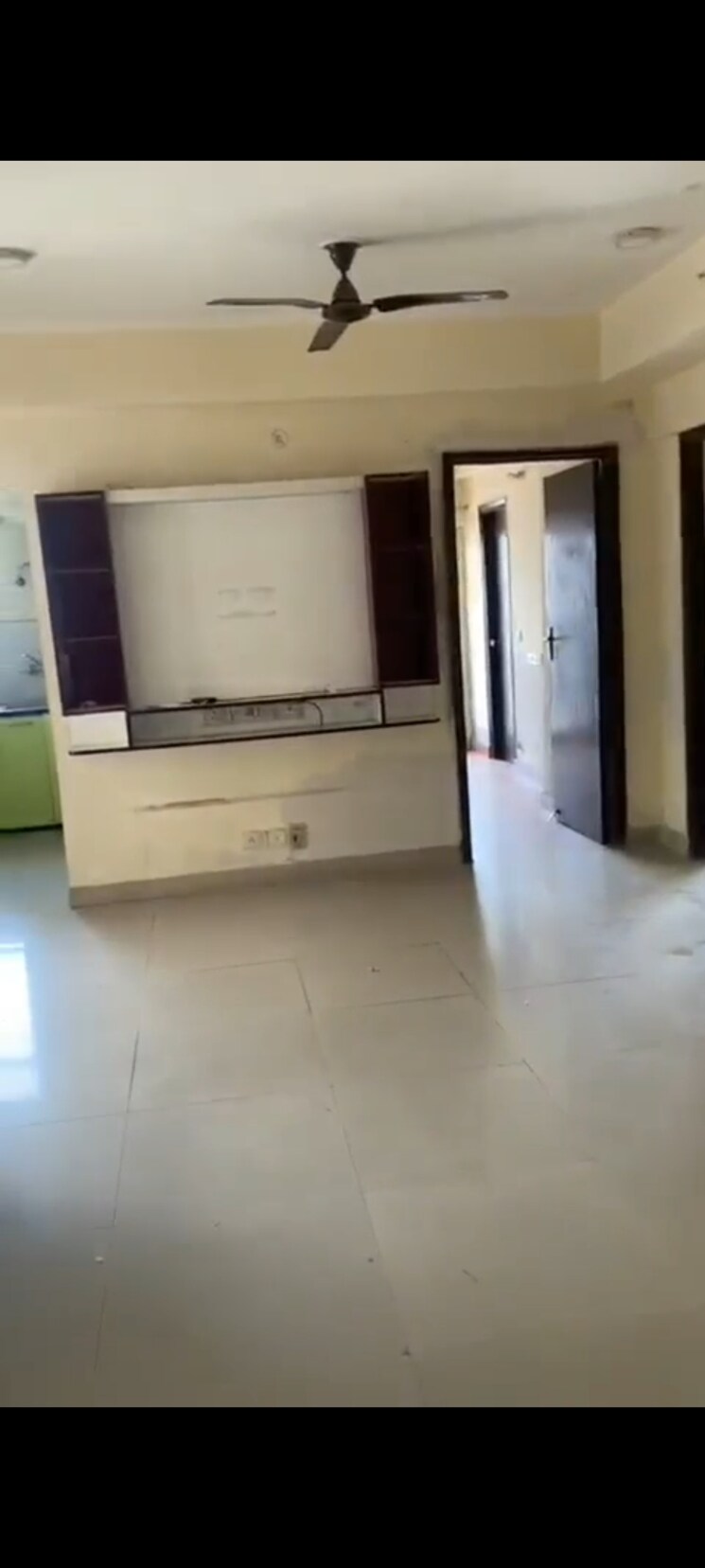 undefined, galaxy-north-avenue-ll 3 Bedroom 1250 Sq.Ft. Apartment In Gaur City 2 Greater Noida 9500888