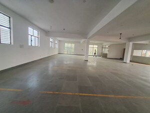 Room in  Warehouse at Sector 63 – for Rent