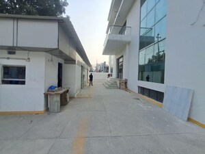 Parking in  Warehouse at Sector 63 – for Rent
