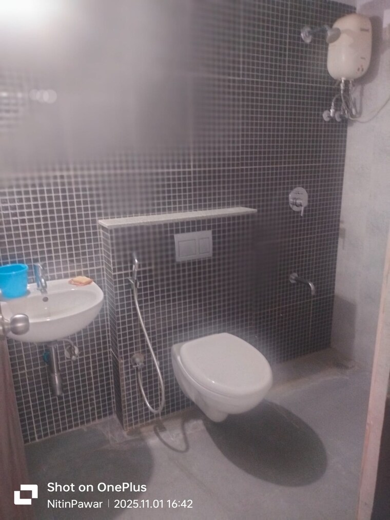 Bathroom, lodha-palava-downtown-dombivli-east 2 Bedroom 717 Sq.Ft. Apartment In Dombivli East Thane 9500908