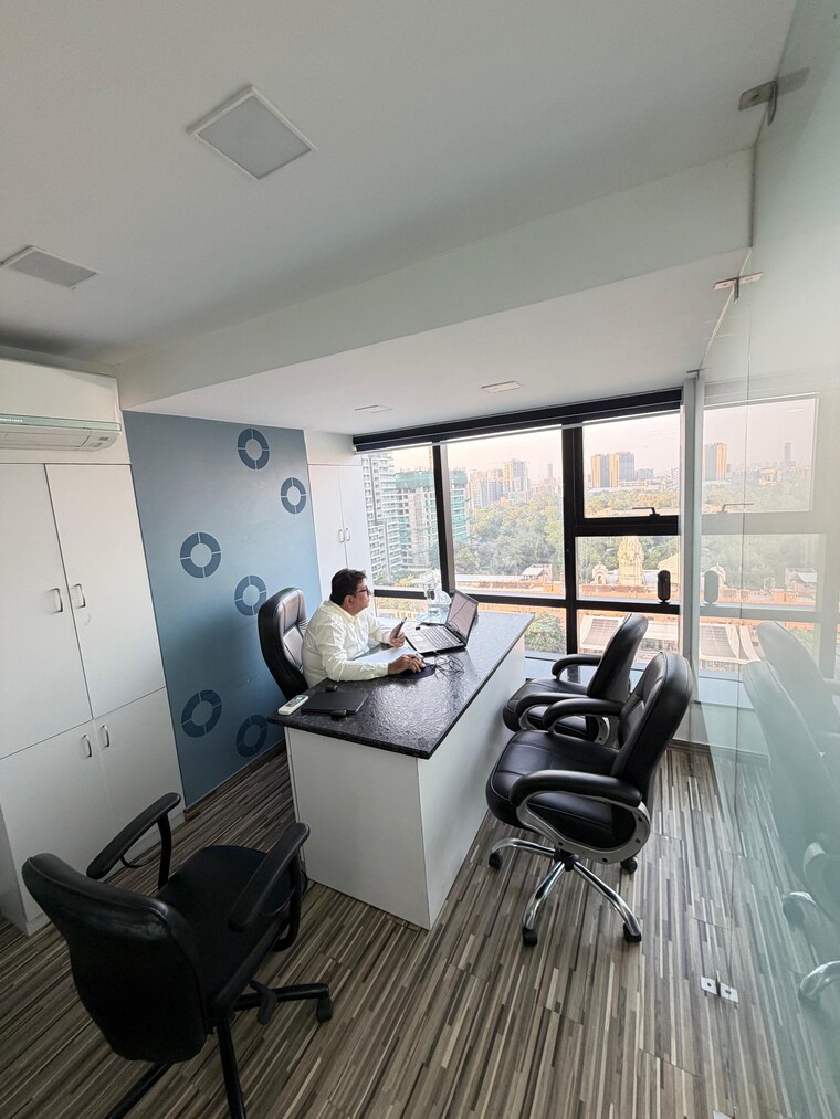 Team Area, shivalik-shilp Commercial Office Space 915 Sq.Ft. In Sanidhya Ahmedabad 9500903