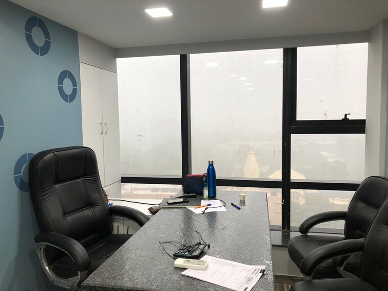 Team Area, shivalik-shilp Commercial Office Space 915 Sq.Ft. In Sanidhya Ahmedabad 9500903