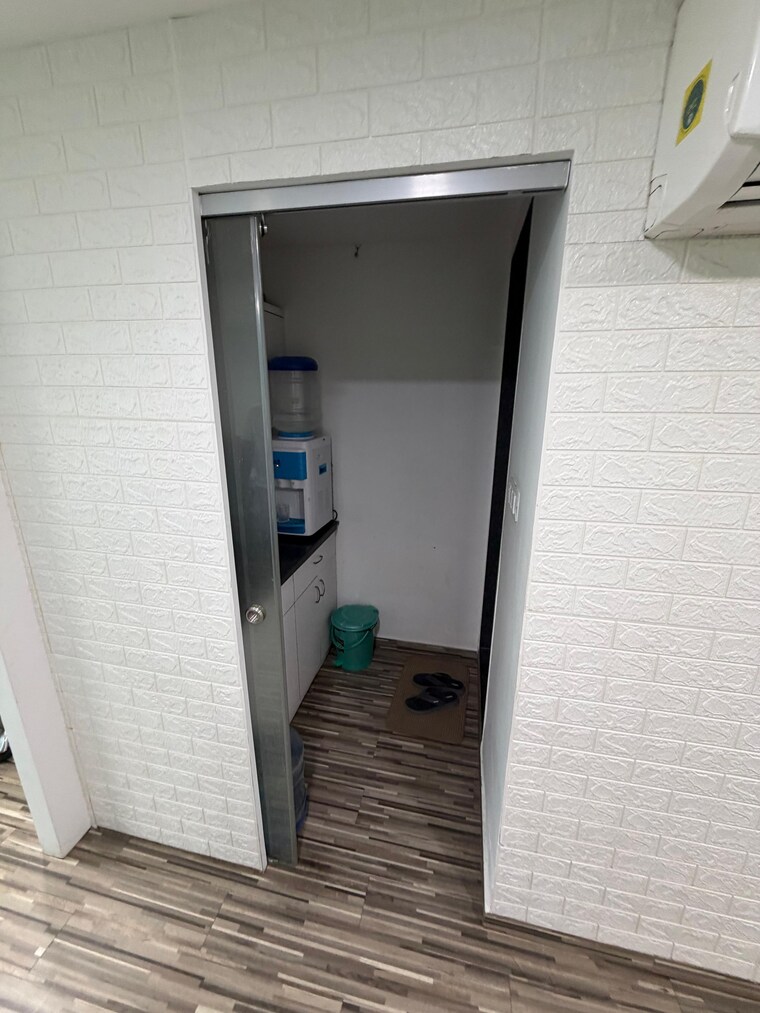 undefined, shivalik-shilp Commercial Office Space 915 Sq.Ft. In Sanidhya Ahmedabad 9500903