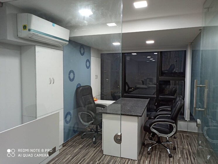 Team Area, shivalik-shilp Commercial Office Space 915 Sq.Ft. In Sanidhya Ahmedabad 9500903