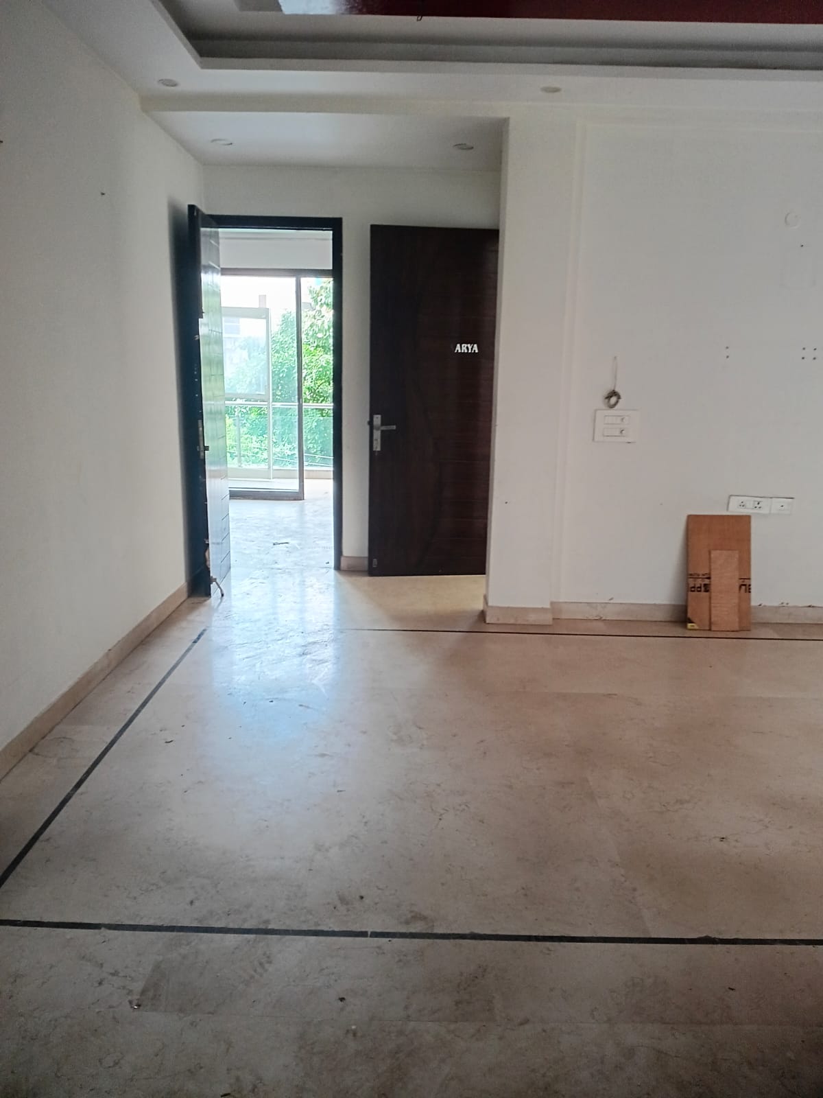 3 BHK + Extra Room 260 Sq.Yd. Builder Floor in Mall Fifty One