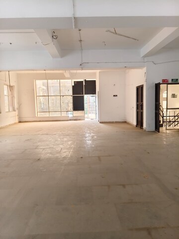 Room in  Warehouse at Sector 63 – for Rent