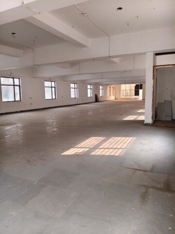 Parking in  Warehouse at Sector 63 – for Rent