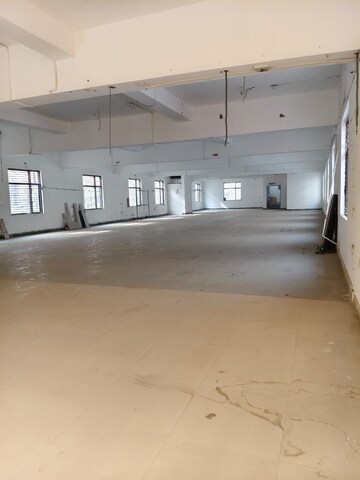 Parking in  Warehouse at Sector 63 – for Rent