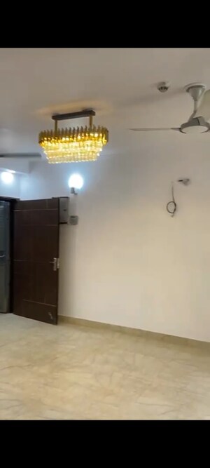 Room in 4 BHK Apartment at Spring Meadows, Tech Zone 4 Greater Noida – for Rent