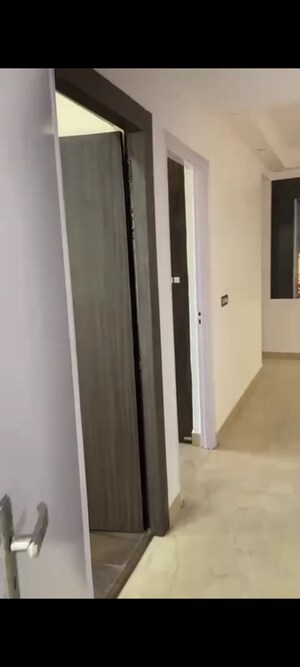 Building Lobby in 4 BHK Apartment at Spring Meadows, Tech Zone 4 Greater Noida – for Rent