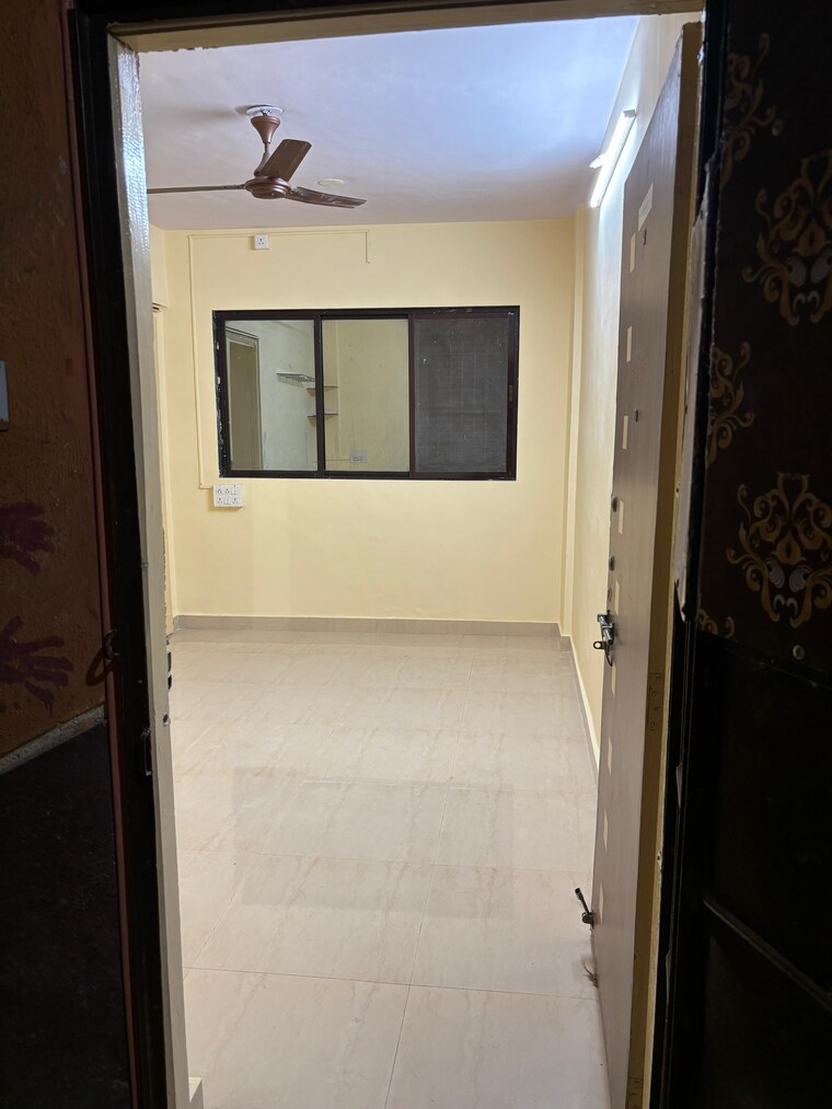 Room, gayatri-dham-chs 1 Bedroom 420 Sq.Ft. Apartment In Titwala Thane 9500964