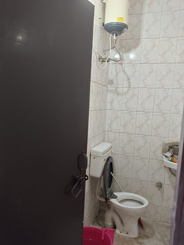 1 BHK Builder Floor For Rent in Lajpat Nagar 4