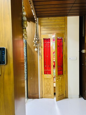 Building Lobby in 4 BHK Villa at Science City – for Sale