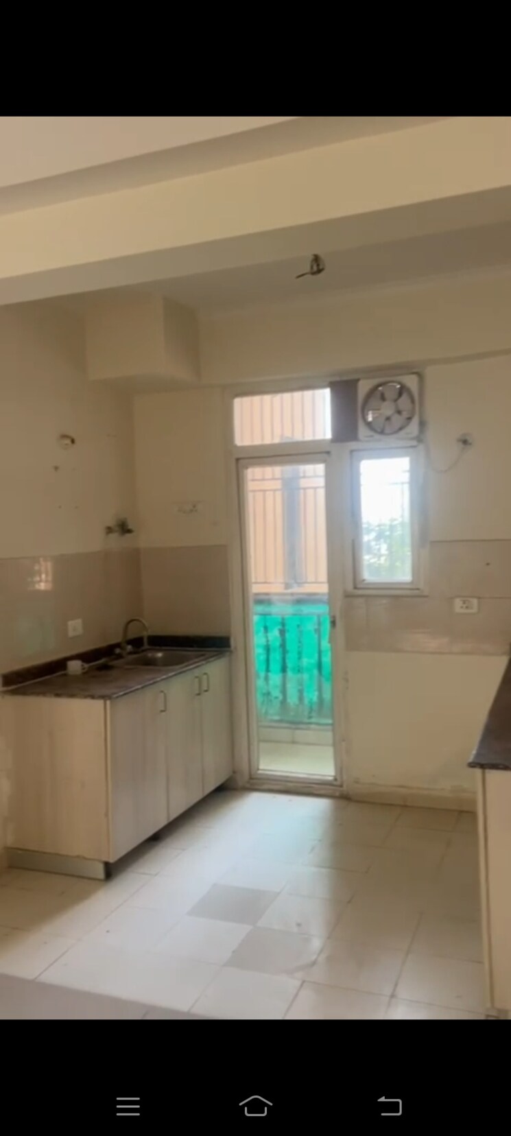 Bathroom, amrapali-zodiac 3 Bedroom 1325 Sq.Ft. Apartment In Sector 120 Noida 9501030