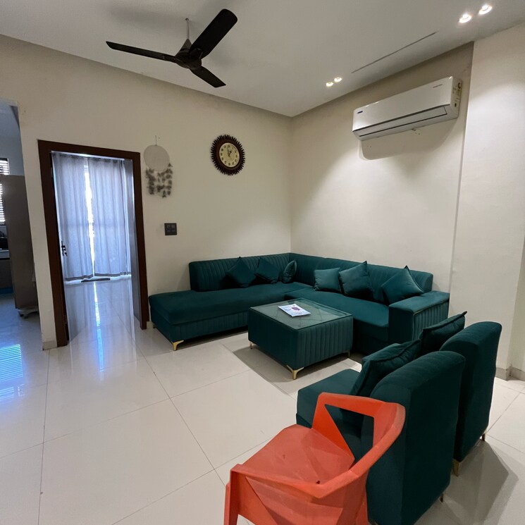 Living Room, vip road 3 Bedroom 1485 Sq.Ft. Apartment In Vip Road Zirakpur 9501146