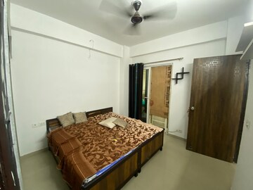 3 BHK Apartment For Rent in Windsor Paradise 2, Raj Nagar Extension