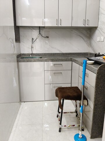 Team Area in 1 BHK Apartment at Gulmohar CHS Bandra East, Bandra East – for Rent