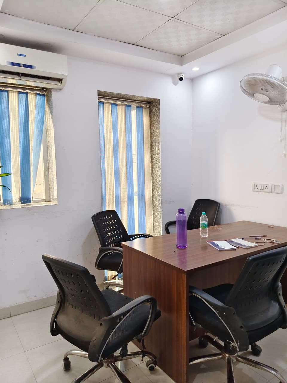 Office Space For Rent in Sector 63