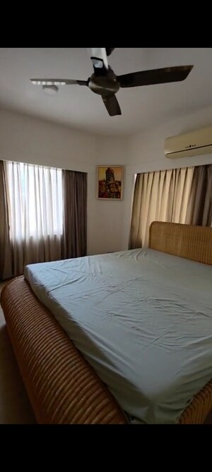 Bedroom in 1 BHK Apartment at Suryamukhi Garden Apartment, Vittal Mallya Road – for Rent