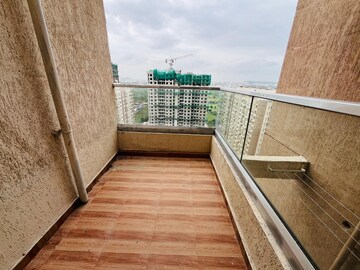 Swimming Pool in 1 BHK Apartment at VTP Cygnus, Kharadi – for Sale