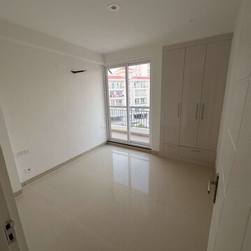 Room in 3 BHK Apartment at Maxxus Elanza, Nagla Road – for Sale