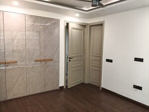 Room in 4 BHK Builder Floor at Sector 65 – for Sale