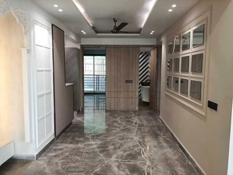 Room, sector 65 4 Bedroom 2400 Sq.Ft. Builder Floor In Sector 65 Gurgaon 9501159