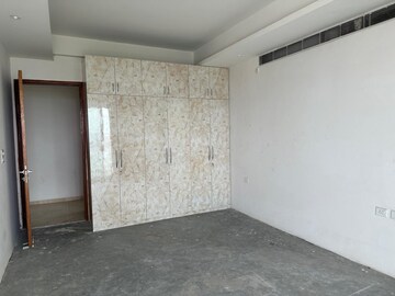 4 BHK Apartment For Sale in Mahagun Mezzaria, Sector 78