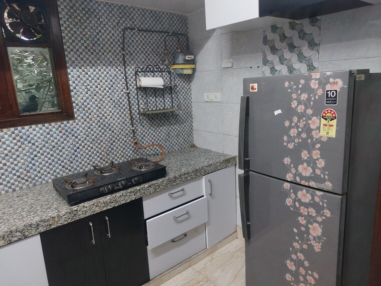 Kitchen, gujranwala town 6 Bedroom 2800 Sq.Ft. Penthouse In Gujranwala Town Delhi 9501328