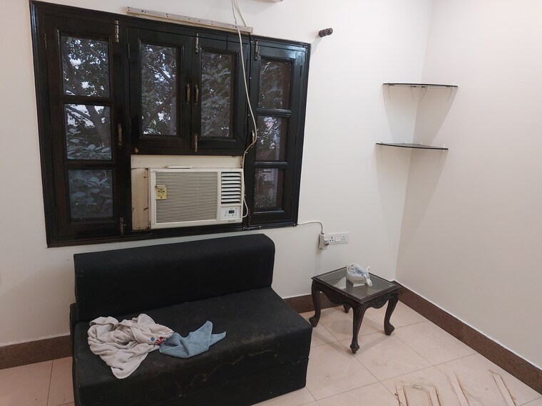 Bedroom, gujranwala town 6 Bedroom 2800 Sq.Ft. Penthouse In Gujranwala Town Delhi 9501328