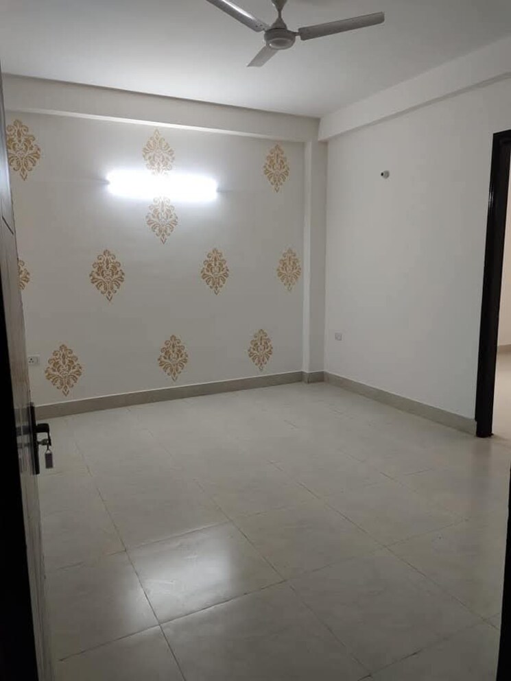 Room, chattarpur 2 Bedroom 1000 Sq.Ft. Builder Floor In Chattarpur Delhi 9501336