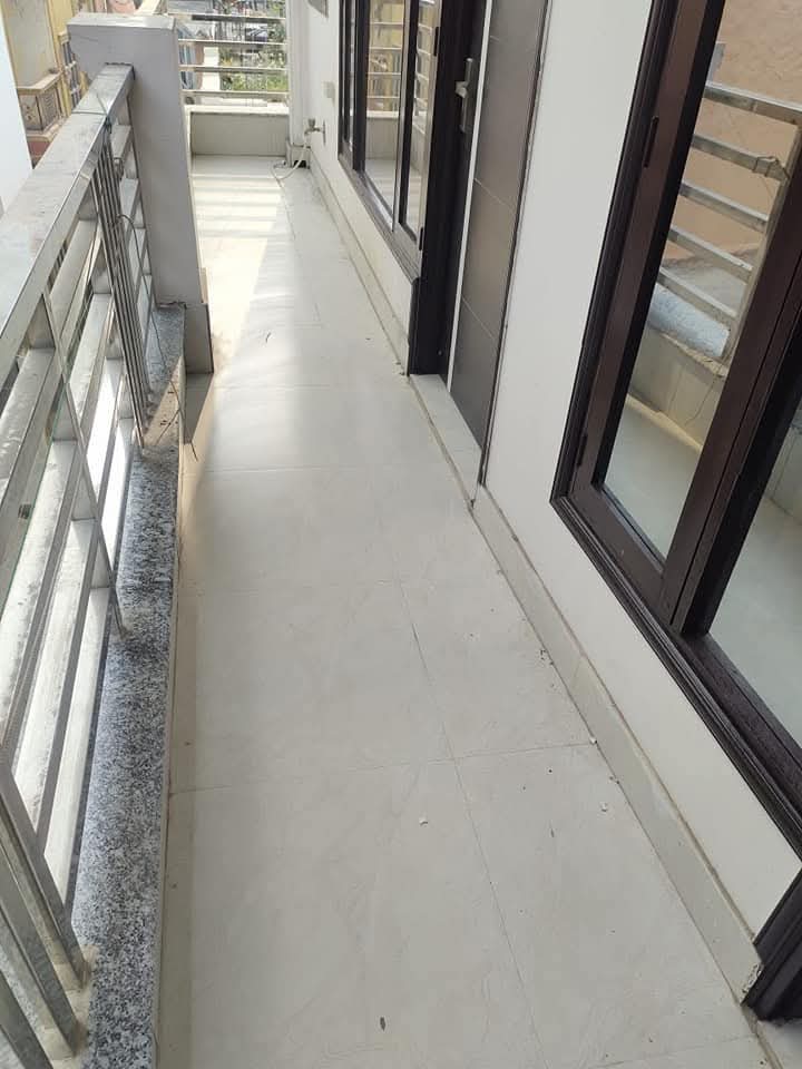 2 BHK + Servant Room Builder Floor For Rent in Chhatarpur Enclave 